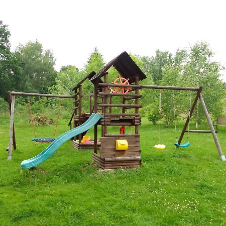Szalas W Gorach Izerskich, Blisko Swieradow Zdroj I Zamek Czocha, Agroturystyka, Ogrzewanie, Klimatyzacja , Plac Zabaw, Ognisko Z Rusztem I Kijkami, Zywe Zwierzeta, Latem Basen Mirsk Extérieur photo