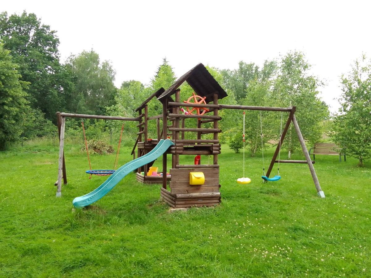 Szalas W Gorach Izerskich, Blisko Swieradow Zdroj I Zamek Czocha, Agroturystyka, Ogrzewanie, Klimatyzacja , Plac Zabaw, Ognisko Z Rusztem I Kijkami, Zywe Zwierzeta, Latem Basen Mirsk Extérieur photo